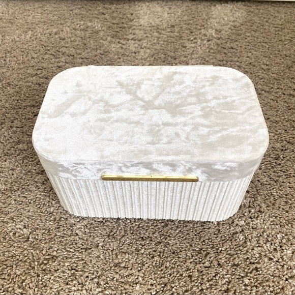 Other - Jewelry Box